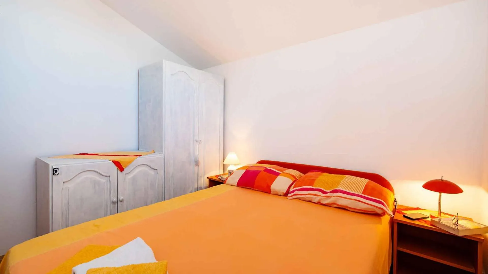 Holiday Home In Rovanjska - Paklenica Riviera 50353