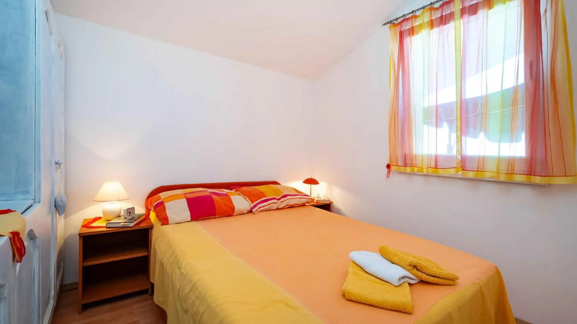 Holiday Home In Rovanjska - Paklenica Riviera 50353 Chorvatsko